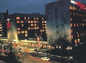 Holiday Inn Munich-Schwabing Екстериор снимка